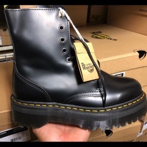 DR MARTEN JADON PLATFORM SZ UK4 US(M)5 US(W)6 EU37